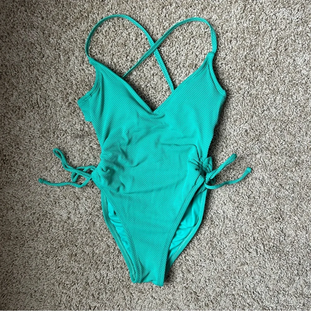 W Stoney Clover Lane x Target Green Deep V Neck One Piece Swimsuit Size XXS |E10